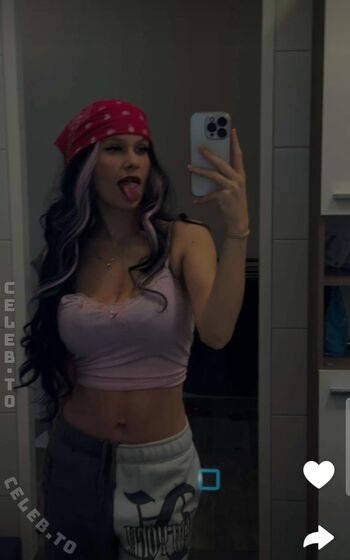 Full leaked Czmam private photo