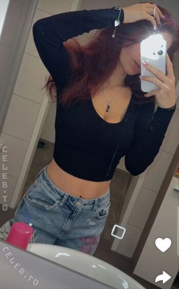 Full leaked Czmam private photo