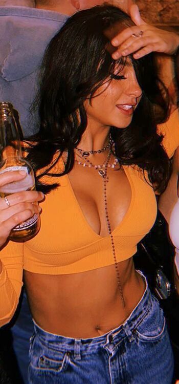 Full leaked Daboogiewoman private photo