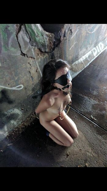 Full leaked Daddystightcumkitten private photo