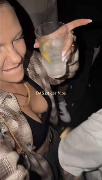 Full leaked Dagi bee  page private photo