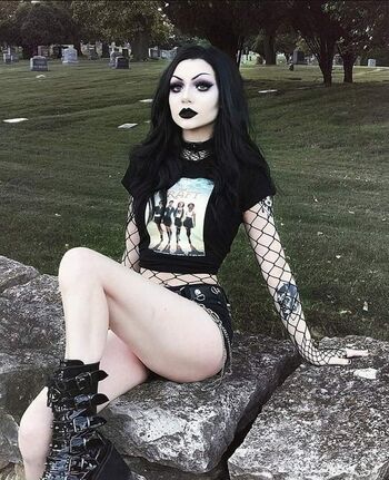 Full leaked Dahliawitch private photo