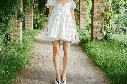 Daisy Edgar-Jones