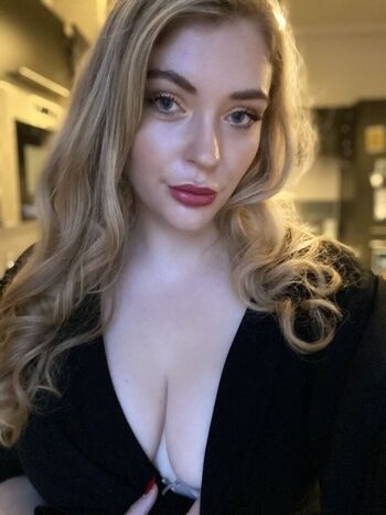 Full leaked Daisy hall private photo