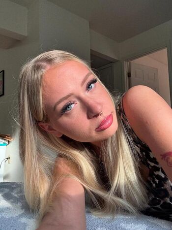 Full leaked Daisy hart private photo