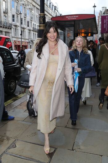 Full leaked Daisy lowe private photo