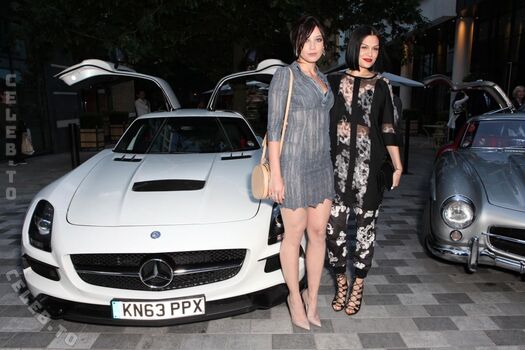 Full leaked Daisy lowe private photo