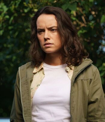 Full leaked Daisy ridley private photo