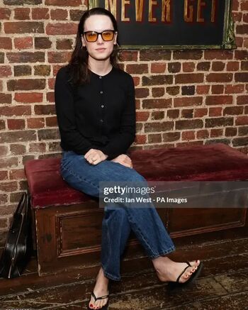 Full leaked Daisy ridley private photo