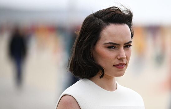 Full leaked Daisy ridley private photo