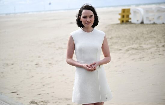 Full leaked Daisy ridley private photo