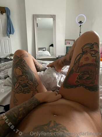 Full leaked Daisydarlingx private photo