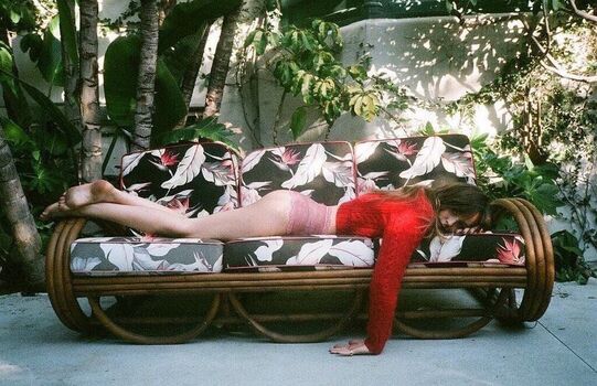 Full leaked Dakota johnson page private photo