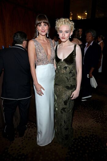Full leaked Dakota johnson private photo