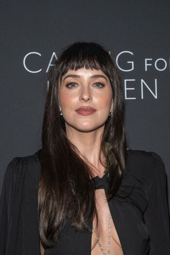 Full leaked Dakota johnson private photo