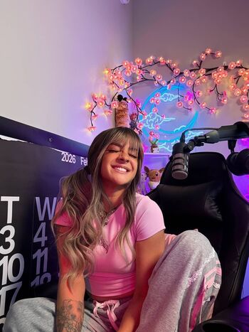 Dakota Kai