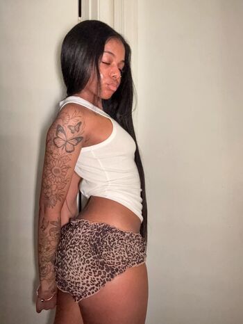 Full leaked Dakota private photo