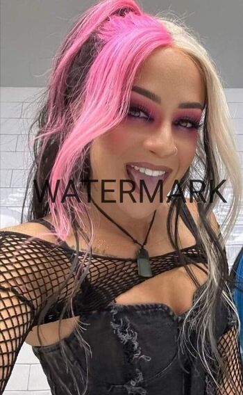 Full leaked Dakotakai private photo