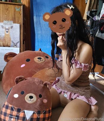 Full leaked Dakotapluto private photo