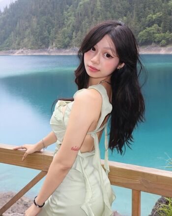 Full leaked Dan chuu page private photo