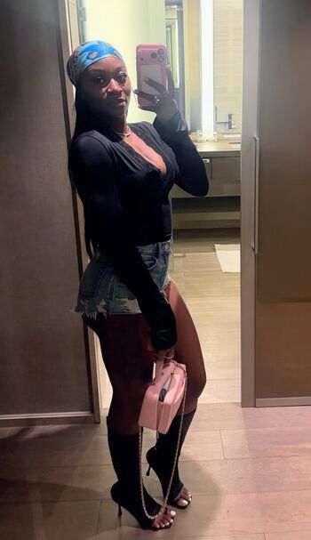 Full leaked Dana evans private photo