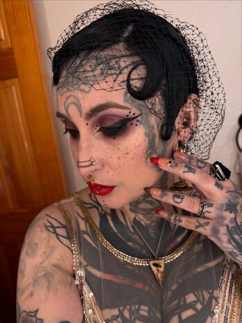Full leaked Danibinx private photo