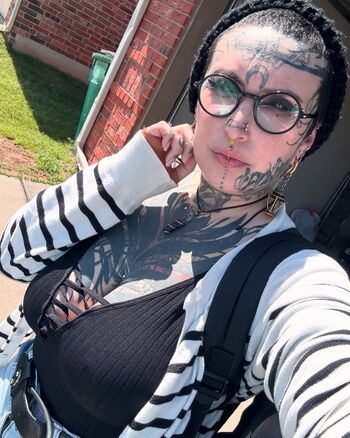 Full leaked Danibinx private photo