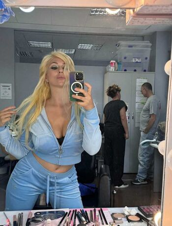 Full leaked Daniela blume private photo