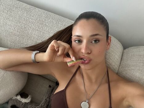 Full leaked Daniela melchior private photo