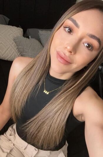 Daniela Reza