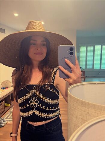 Full leaked Danielle panabaker private photo