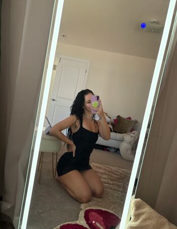Full leaked Danielledvs private photo