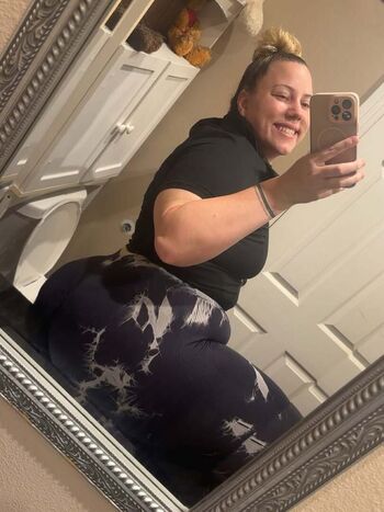Full leaked Daniellee private photo