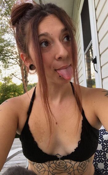 Full leaked Danigoodisonn page private photo