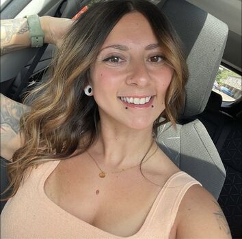 Full leaked Danigoodisonn page private photo