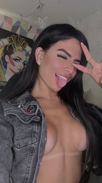 Full leaked Danii rose private photo