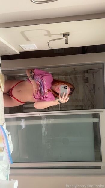 Full leaked Daniinsfw private photo