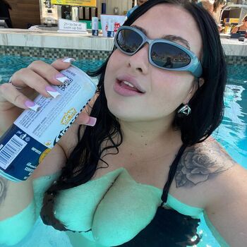 Full leaked Danis figure private photo