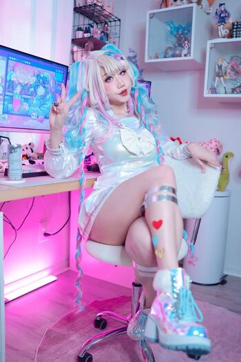 Full leaked Danisaurz page private photo