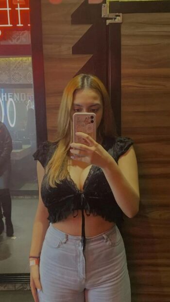 Full leaked Danya vianney private photo