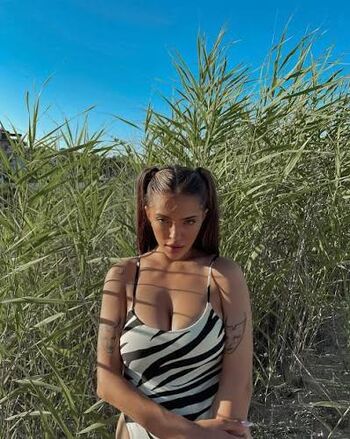 Full leaked Dara darnadue private photo