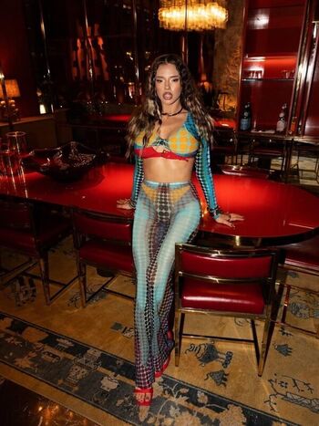 Full leaked Dara darnadue private photo