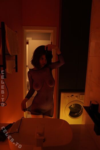 Full leaked Daria aref page private photo