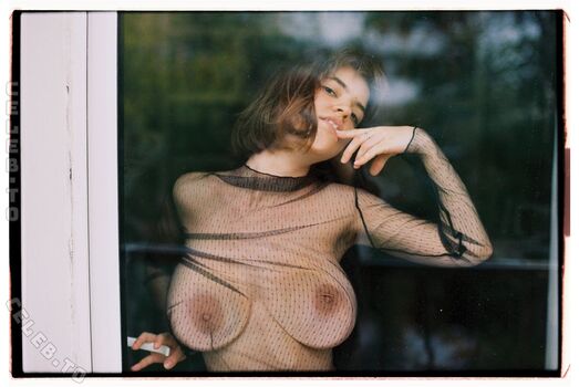 Full leaked Daria aref page private photo