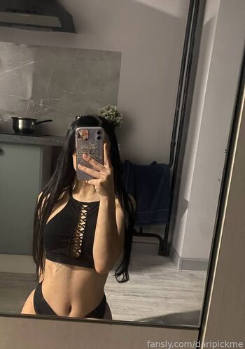 Full leaked Daripickme private photo