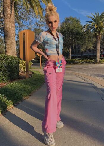 Full leaked Darynapopach private photo