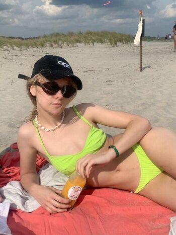 Full leaked Dasha nekrasova page private photo