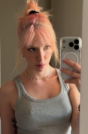 Full leaked Dasha page private photo