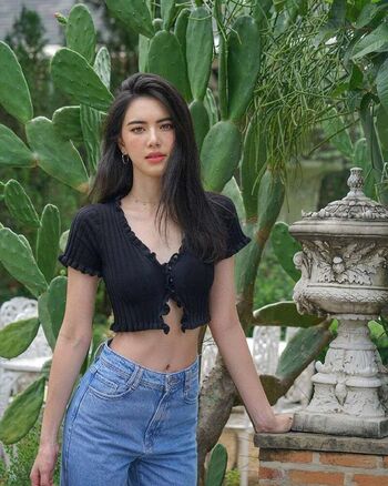 Davika Hoorne