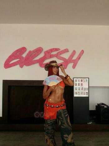 Full leaked De la rose private photo